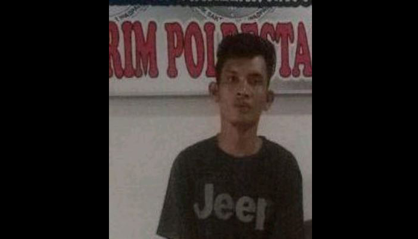 mendekam di penjara