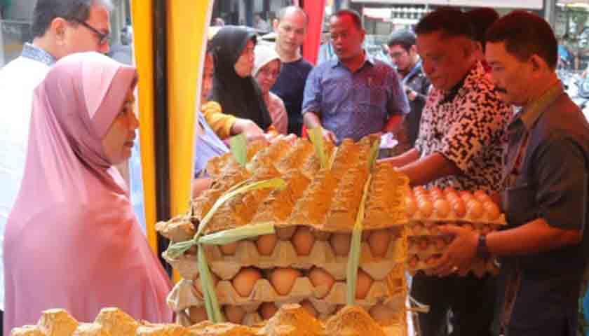 operasi pasar murah