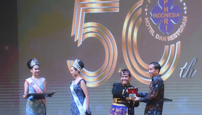 gelar bapak pariwisata