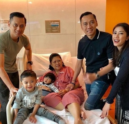 ani yudhoyono wafat