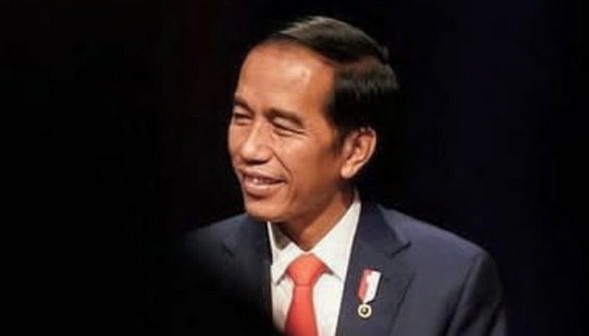 Jokowi ke Samosir