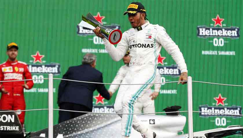 lewis hamilton juara