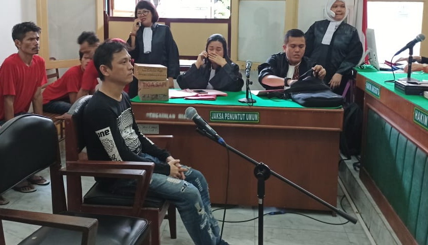 memproduksi narkotika ekstasi