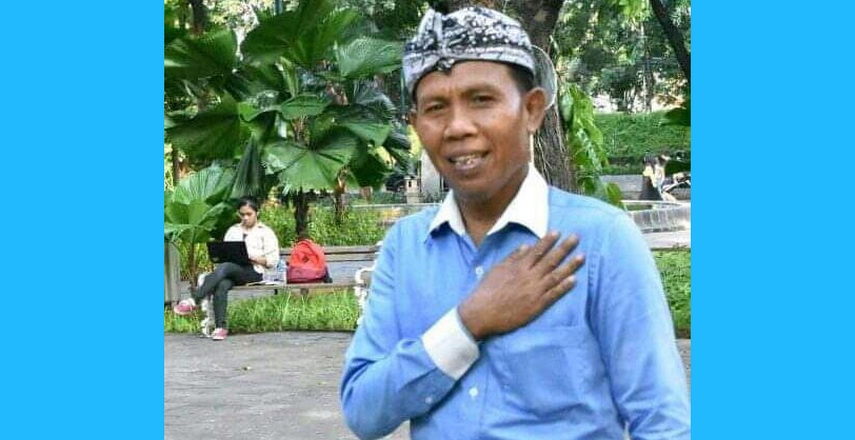 penyanyi daerah Aceh Singkil