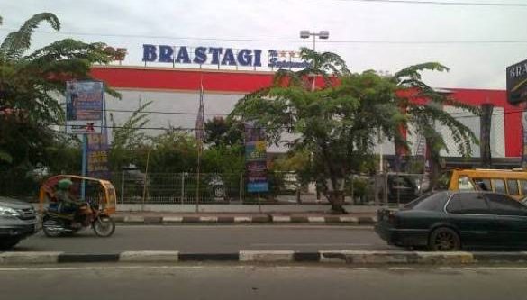Supermarket Brastagi