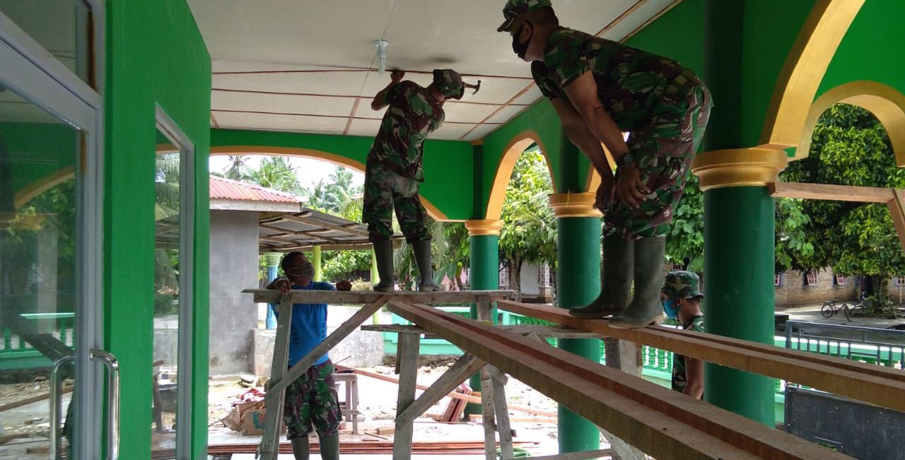 tentara bersama rakyat