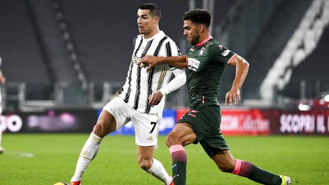 Dua gol Ronaldo bantu Juventus kalahkan Crotone