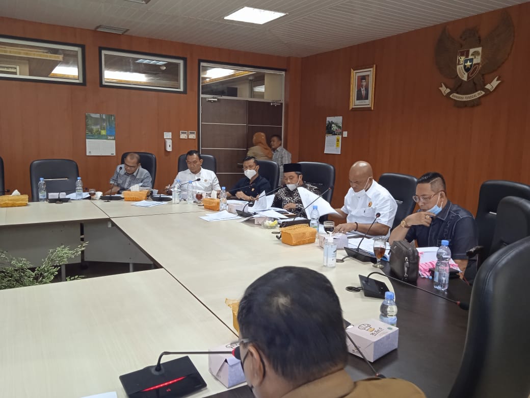 Pansus LKPj Temukan Jual Beli Lapak di 'The Kitchen Of Asia'