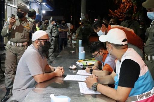 Patroli PPKM, Penjual Bandrek dan Cafe Langgar Jam Operasional