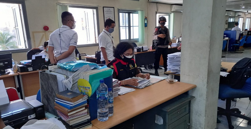 penggeledahan di Kantor PT Bank Tabungan Negara (BTN) Cabang Medan