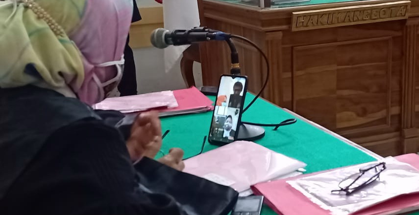 warga Jalan S Parman Gang Harapan, Kecamatan Medan Baru