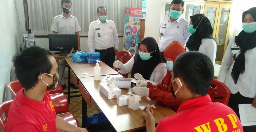 Lapas Panyabungan Lakukan Skrining, Cek TBC, HIV dan AIDS ke WBP