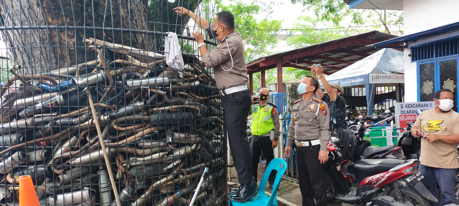 Polisi Selidiki Penyebar Video Penjualan Knalpot Blong Sitaan