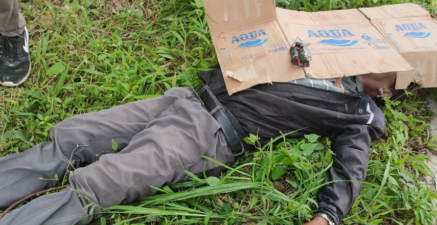 Penemuan sesosok mayat pria paruh baya di Desa Sinambela