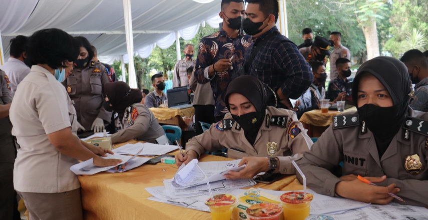 Polres Langkat menggelar Vaksinasi Serentak Indonesia
