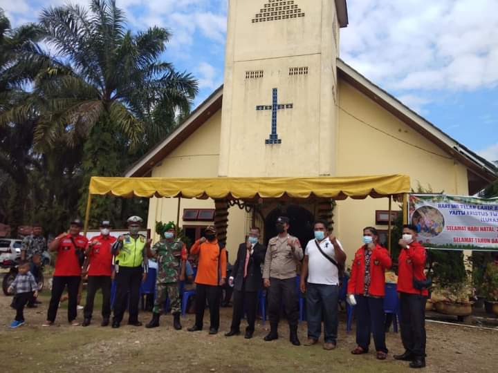 Personel Polres Palas Pengamanan Secara Optimal di Gereja Wilayah Sosa