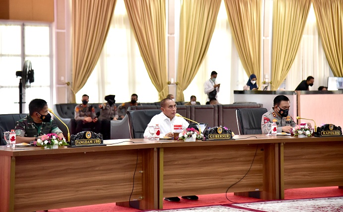 Rapat Penanganan Covid-19 Jelang Nataru, Gubernur Antisipasi Varian Omicron
