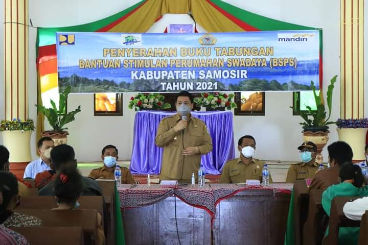 Salurkan Buku Tabungan BSPS Tahap II, Bupati Samosir Sampaikan Ini