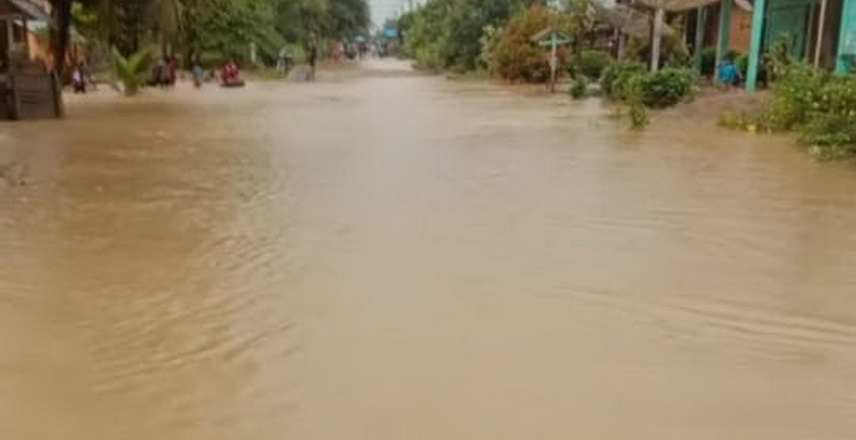 Berdasarkan laporan Badan Nasional Penanggulangan Bencana (BNPB) Kabupaten Mandailing Natal (Madina), Sabtu (18/12/2021), musibah banjir dan longsor tidak ada menelan korban jiwa