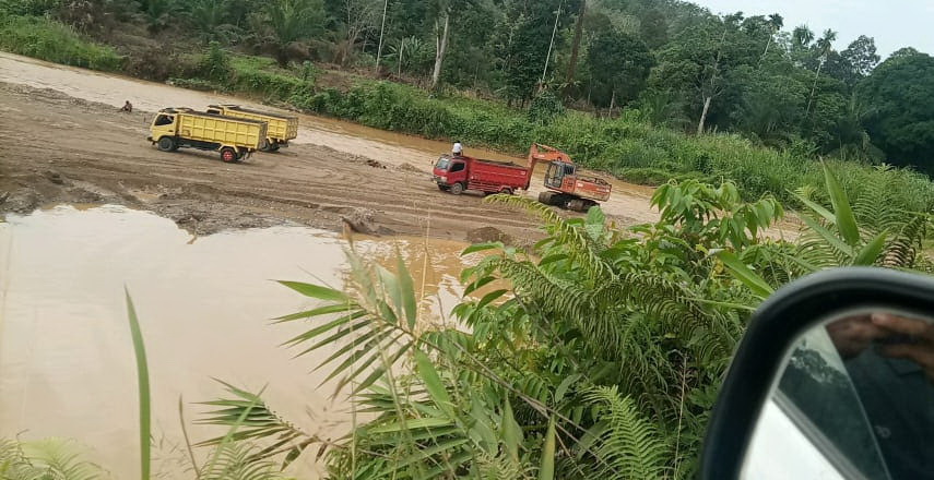 LSM LIRA Madina Pastikan Galian C di Kelurahan Tapus tidak Memiliki Izin