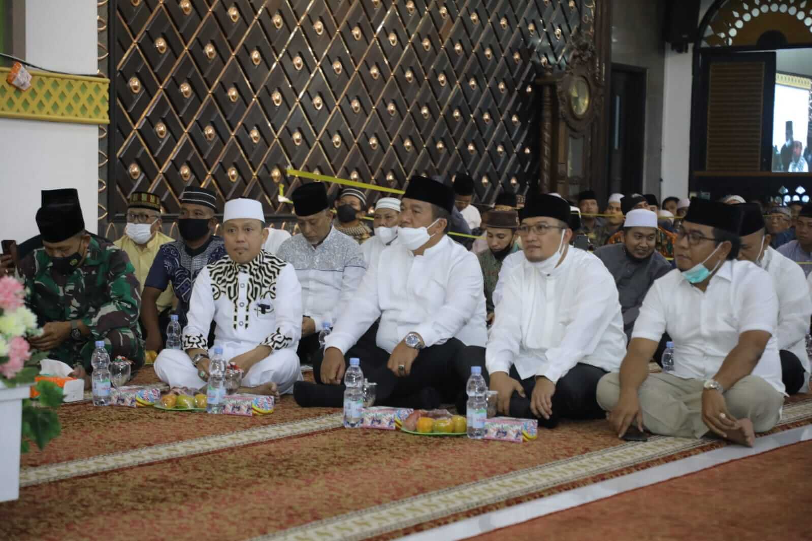 Ustadz Dr H Das'ad Latief Tablig Akbar di Masjid Agung H Achmad Bakrie - Kisaran