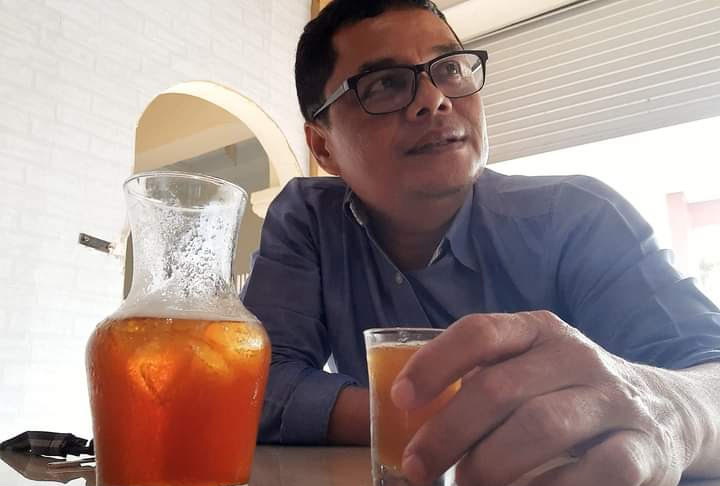 Pelaku pengeroyokan wartawan di Kabupaten Mandailing Natal (Madina) dapat juga dikenakan sanksi Undang-Undang (UU) Pers karena terkait dengan pemberitaan