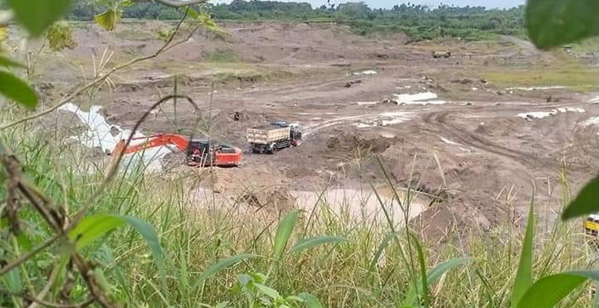 puluhan hektar lahan HGU milik PTPN II Sei Semayang berlokasi di wilayah Tanah Merah, Kecamatan Binjai Selatan, Kota Binjai, digarap oleh oknum-oknum dari salah satu ormas di Kota Binjai.