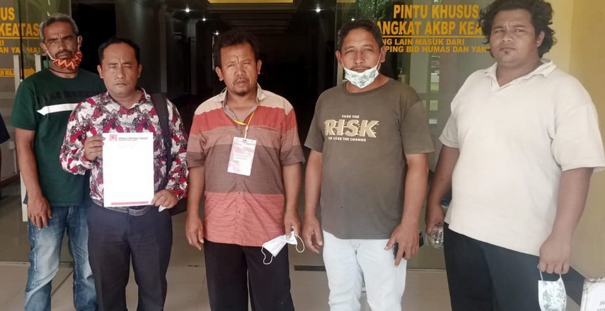 ratusan masyarakat Simantek Kuta Desa Sukamaju Kecamatan Tigapanah Kabupaten Karo, akan menggelar aksi unjuk rasa jalan kaki dari Kabanjahe menuju Markas Polda Sumut