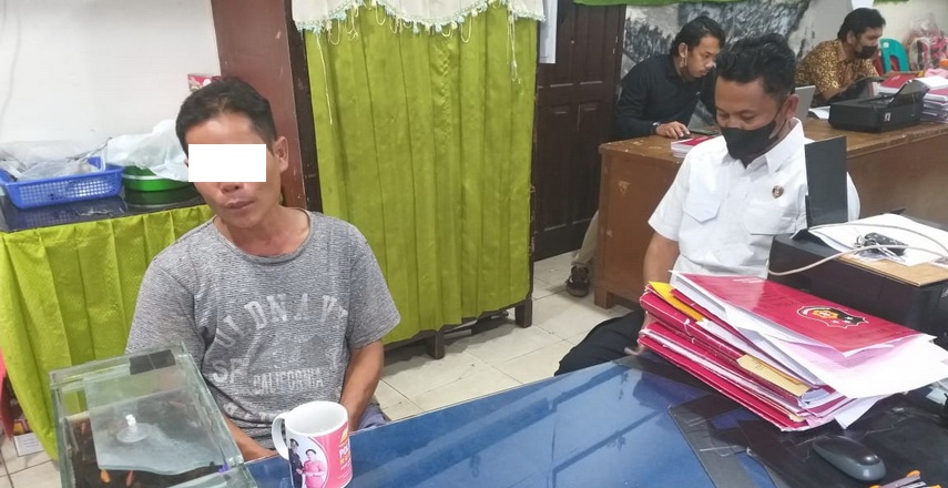 Keluarga Besar Marga Simanullang (Manullang) turun tangan membantu Medina Br Manullang (28) melaporkan ke Polres Tapanuli Utara