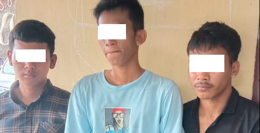 Satresnarkoba Polres Simalungun mengamankan tiga remaja warga Nagori Margo Mulyo, Huta IV, Kecamatan Gunung Malela, Kabupaten Simalungun