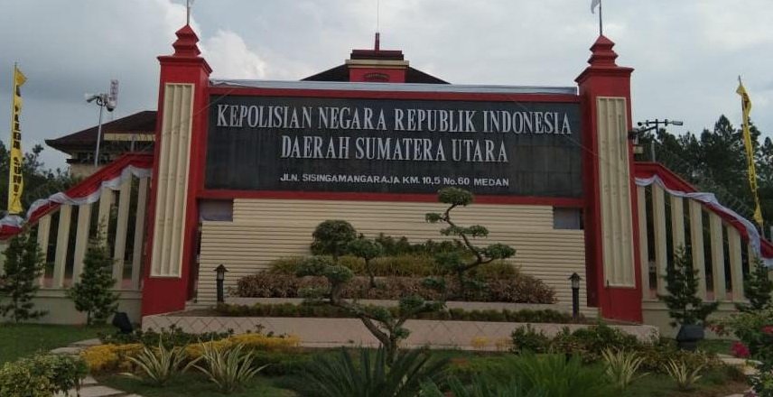Pelimpahan tahap II tersangka Pertambangan Emas Tanpa Izin (PETI) AAN asal Kabupaten Mandailing Natal (Madina) ke Kejakaan Tinggi Sumatera Utara (Kejatisu) yang sebelumnya ditetapkan oleh tim penyidik Ditreskrimsus Polisi Daerah Sumatera Utara (Poldasu) hari ini, Selasa (10/5/2022), diundur menjadi Hari Kamis (12/5/2022).