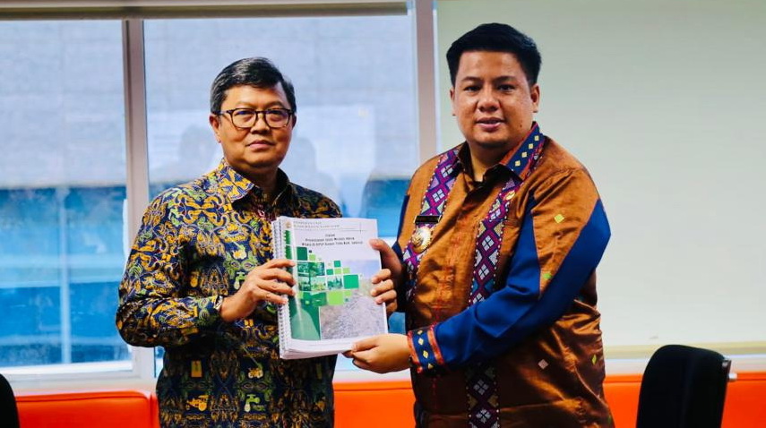 Dalam upaya percepatan perkembangan infrastruktur di daerahnya, Bupati Samosir Vandiko T Gultom mengunjungi Kantor Kementerian PUPR Republik Indonesia di Jakarta, Rabu (25/5/2022)