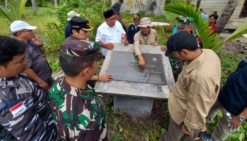 Tim survei dari Kementerian Dalam Negeri bersama utusan Pemprov Sumut dan Aceh telah tiba di empat pulau yang diklaim oleh Provinsi Sumut.