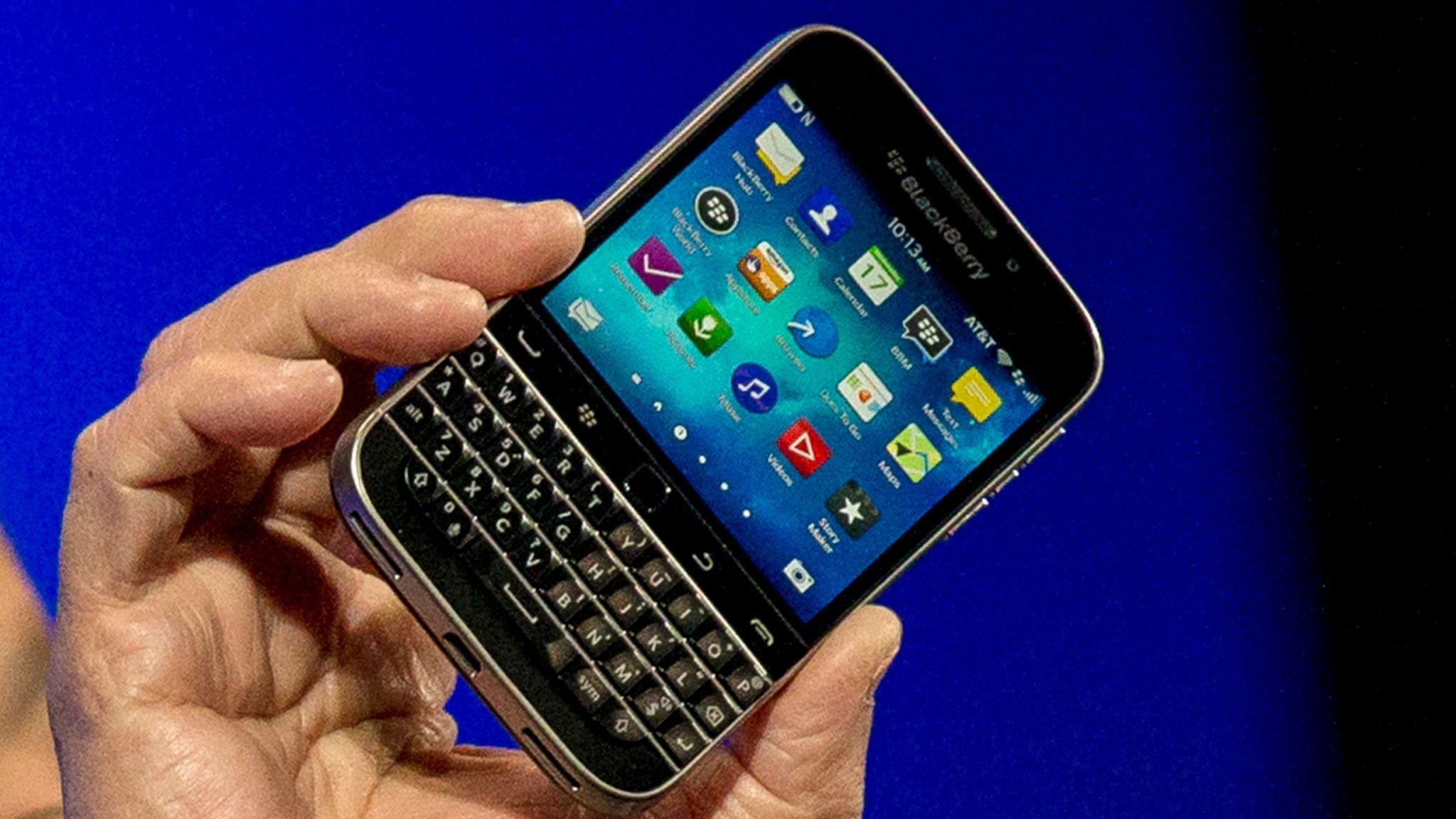 Sayonara Bisnis Ponsel, Kini Blackberry Jadi 'Rookie' Di Bisnis Teknologi Otomotif