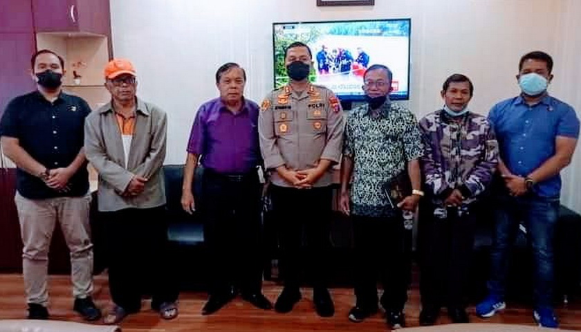 Dewan Pimpinan Wilayah Sumut IV Parsadaan Situmorang Sipitu Ama (PSSAB) Tapanuli Raya temui Kapolres Tapanuli Utara, Jumat (29/7/2022).
