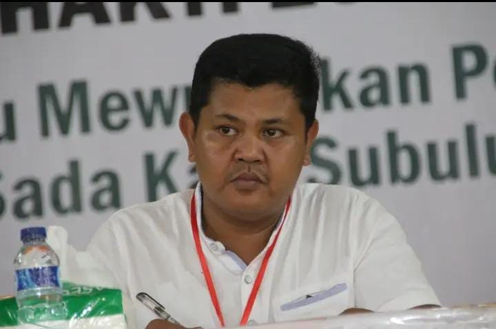 Yayasan Advokasi Rakyat Aceh (YARA) Perwakilan Aceh Singkil meminta kepada Pj Bupati Aceh Singkil Marthunis segera membentuk tim pemeriksa untuk melakukan pemeriksaan Kepala Badan Kepegawaian dan Pengembangan Sumber Daya Manusia (BKPSDM), AH.