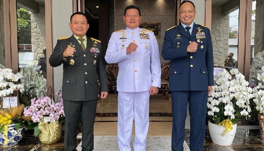 Tiga pimpinan matra TNI berkumpul di kediaman Kepala Staf Angkatan Darat (KSAD) Jenderal TNI Dudung Abdurrahman usai mengikuti Pidato Kenegaraan Presiden Joko Widodo (Jokowi), Selasa (16/8/2022).