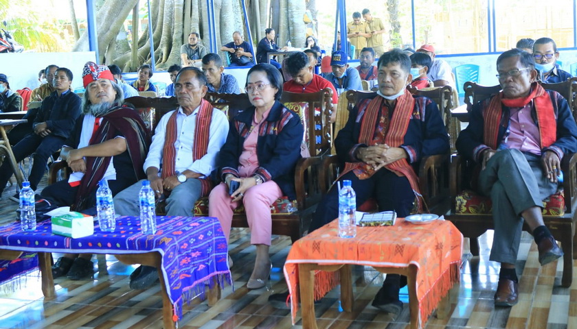Partungkoan Adat Samosir (PAS) yang di dalamnya terdapat Majelis Adat Samosir, Dewan Adat Samosir, dan Lembaga Adat Samosir, menggelar pelatihan 'ulubalang' di Sipinggan Kecamatan Nainggolan, Senin (22/8/2022).