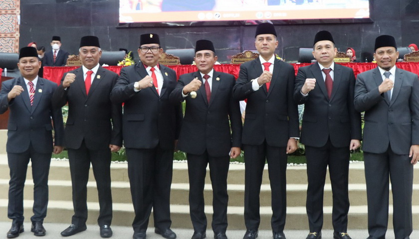 DPRD Sumatera Utara menggelar rapat paripurna dengan agenda mendengarkan Pidato Kenegaraan Presiden RI, Selasa (16/8/2022).