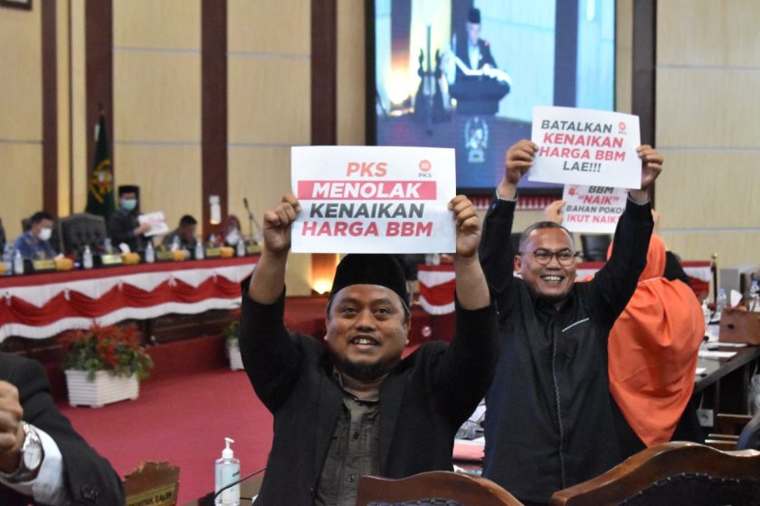 F-PKS DPRD Medan Tolak Kenaikan BBM di Sidang Paripurna