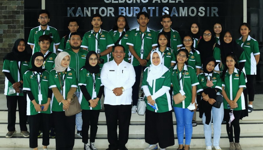 Sebanyak 152 mahasiswa Universitas Sumatera Utara (USU) melaksanakan Kuliah Kerja Nyata Tematik (KKNT) Tahun 2022 di Kabupaten Samosir.