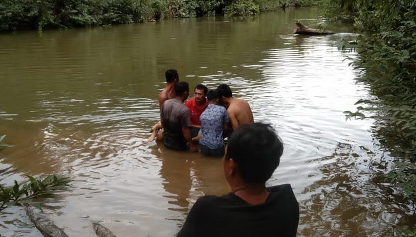 buaya yang ada di Sungai Kunkun tersebut menyerang Fatima Zai (52), warga Simpang Bambu, Desa Sundutan Tigo, Kecamatan Natal, Kabupaten Mandailing Natal (Madina).