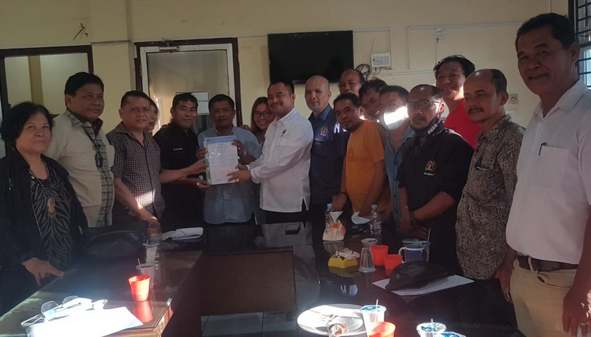 Ketua PWI Sumut H Farianda Putra Sinik SE mengapresiasi terbentuknya Panitia Natal Persatuan Wartawan Indonesia (PWI) Sumut 2022.
