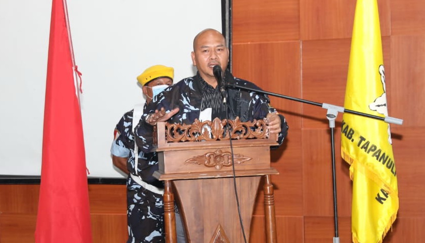 Bupati Taput Dr Nikson Nababan menghadiri pelantikan DPD AMPI Tapanuli Utara Periode 2022 - 2027 di Sopo Partungkoan, Kamis (2/9/2022)