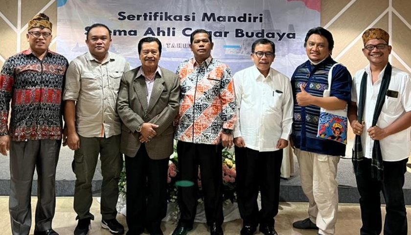 Tujuh anggota TACB Kabupaten Simalungun, yang mengikuti ujian sertifikasi, dinyatakan lulus sertifikasi dan berkompeten.
