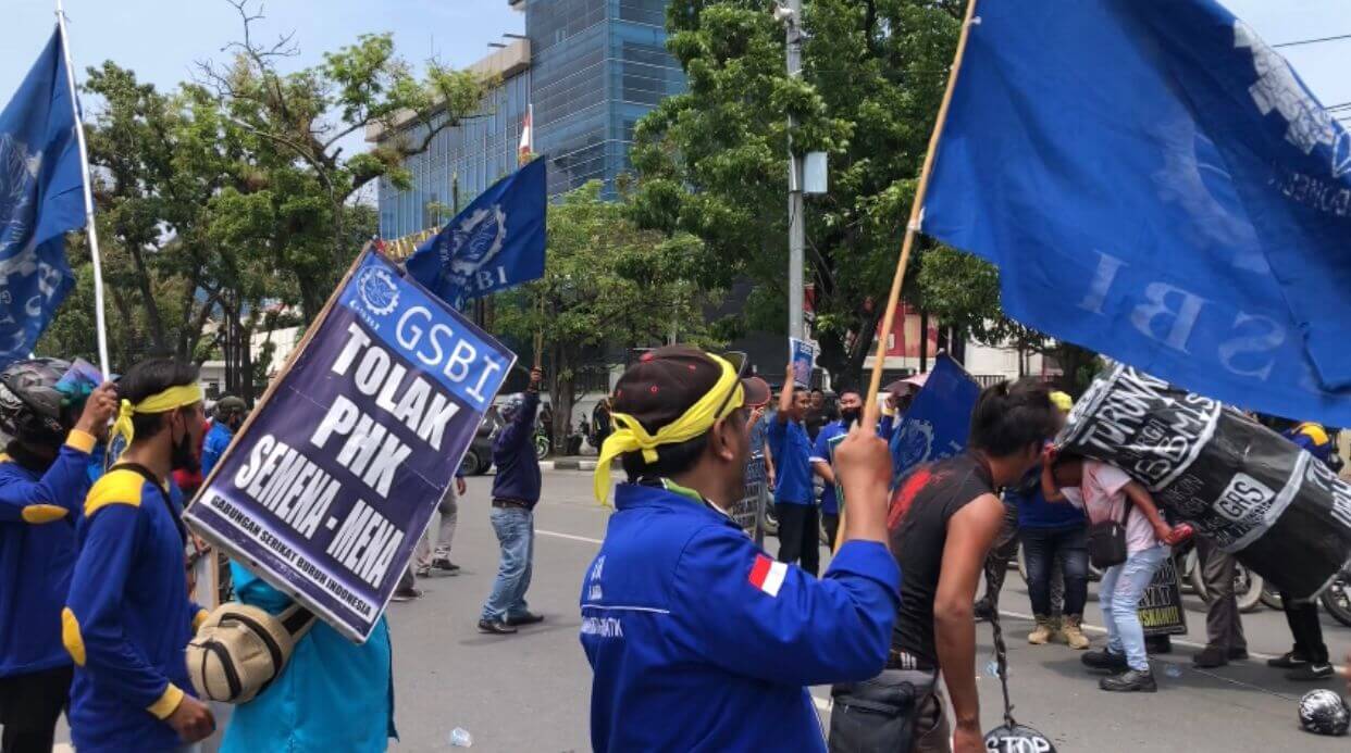 Buruh di Sumut Suarakan Penolakan UU Cipta Kerja, Tuntut juga UMP Naik 15%