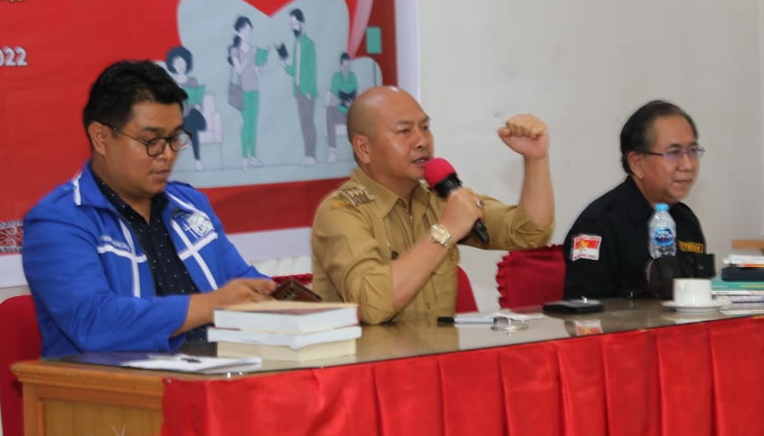 Indonesia termasuk negara yang menduduki peringkat rendah untuk minat membaca. Maka dari itu Bupati Nikson Nababan sangat mendukung terlaksananya acara pelatihan BSCA agar dapat meningkatkan minat baca pemuda Tapanuli Utara.
