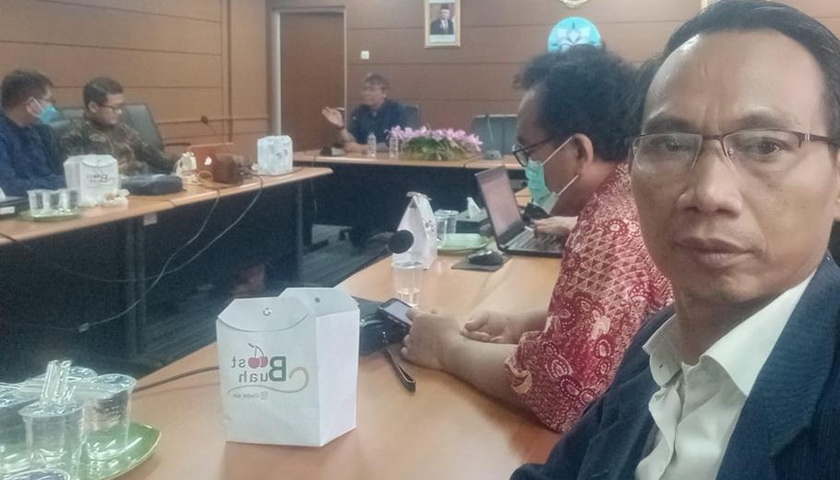 Serikat Media Siber Indonesia (SMSI) yang beranggotakan 2000 pengusaha pers online, merasa kecewa karena pemerintah hanya mengakomodir dua dari 19 pasal Rancangan Kitab Undang-Undang Hukum Pidana (RKUHP) usulan Dewan Pers dan para konstituennya.