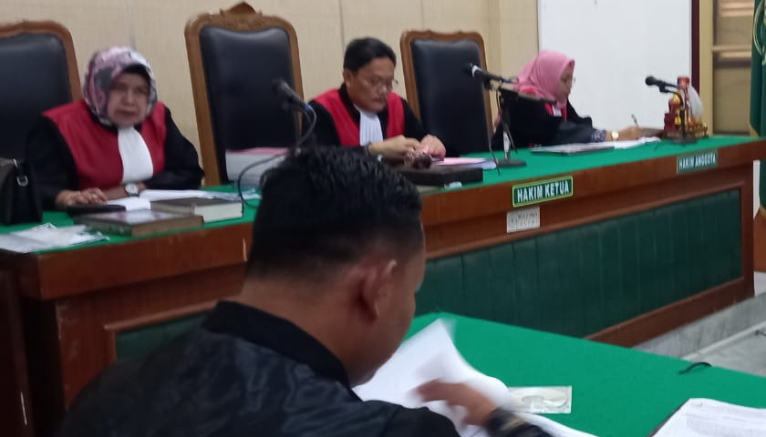 Lagi perkara korupsi secara in absentia (tanpa kehadiran terdakwanya) bergulir di Pengadilan Tipikor Medan