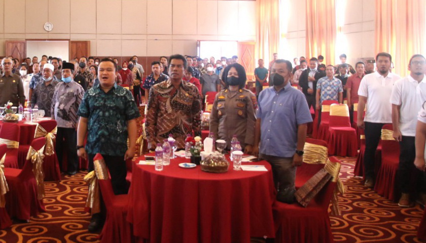 PT PLN (Persero) UP3 Pematang Siantar menggelar Forum Keselamatan Ketenagalistrikan Bersama Stakeholder, di Hotel Sapadia, Jalan Pangeran Diponegoro Pematang Siantar, Jumat (18/11/2022) pagi.